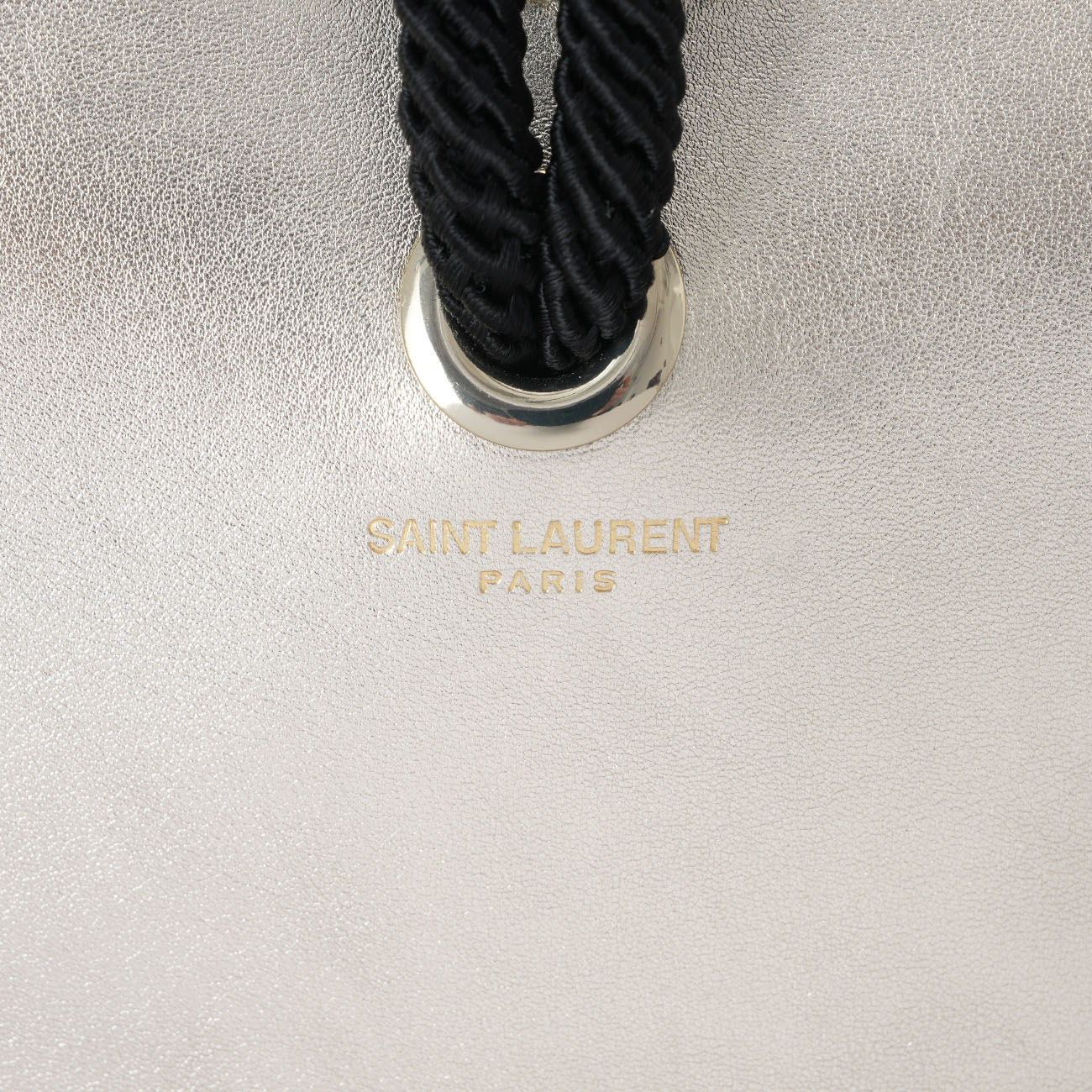 YVES SAINT LAURENT(USED)생로랑 584932 테슬 하트 클러치